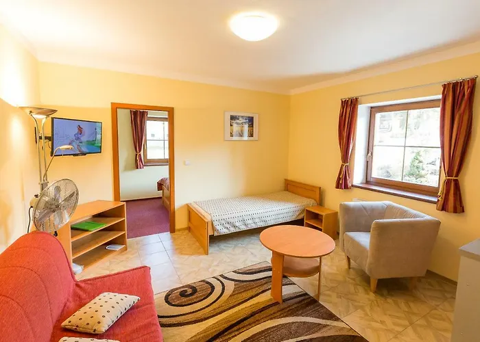 Admiral Hotell 3*